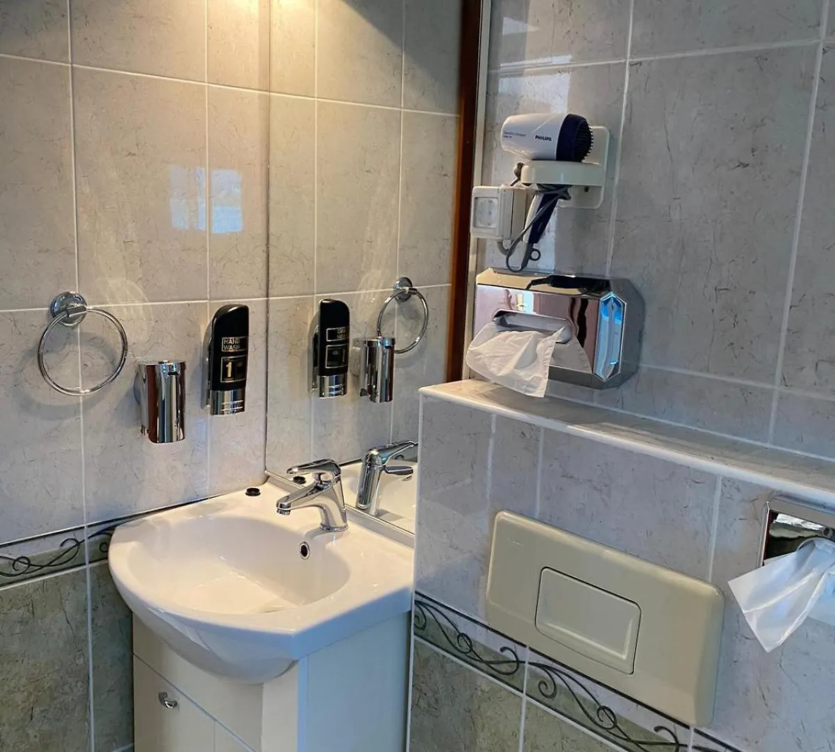 סגט ווראנייצה Hotel Viktorija