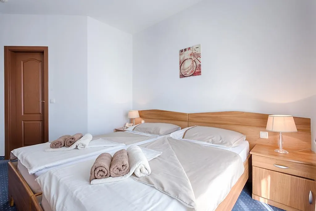 סגט ווראנייצה Hotel Viktorija  סגט ווראנייצה