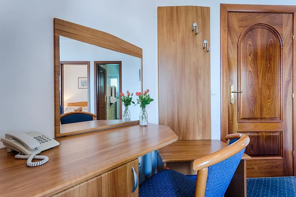 סגט ווראנייצה Hotel Viktorija קרואטיה
