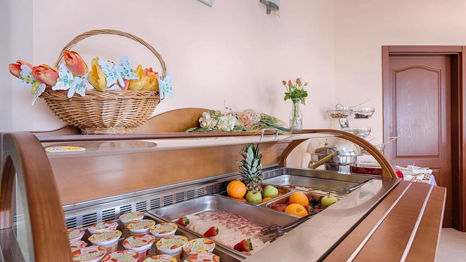 Hotel Viktorija Seget Vranjica 3*,  Croatia
